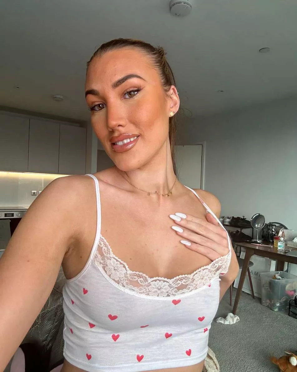 I think i'm more cute than hot