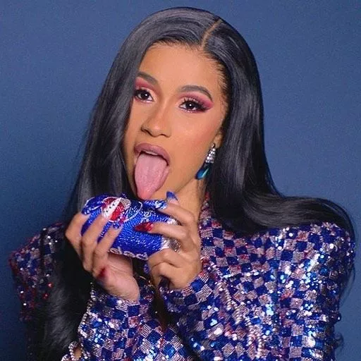 I'd love to have a bi-tastic time with a bud, and Cardi B! Her tongue is so sexy!