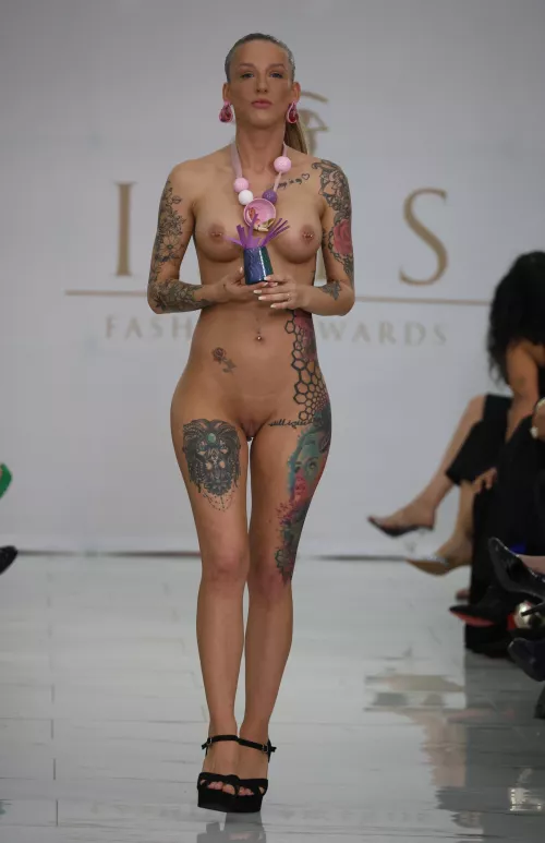 Isis Fashion Awards 2024 (Nude Accessory Runway Catwalk Show) Danique de Laat
