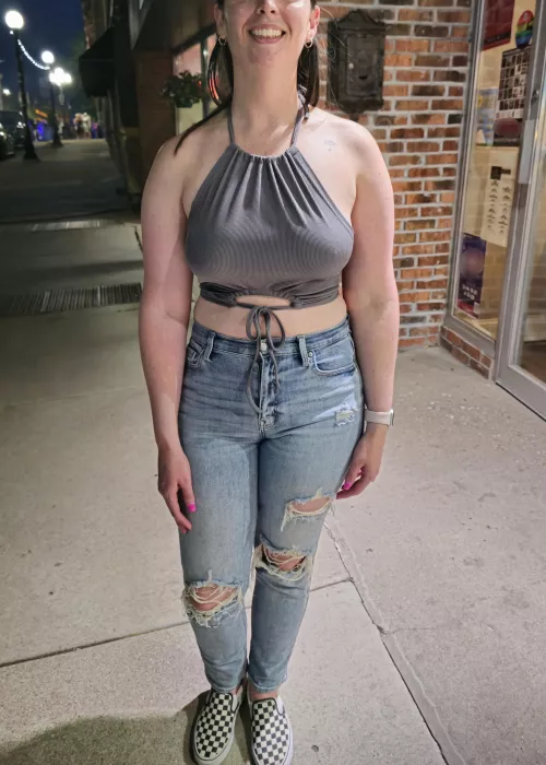 Spent another night out dancing and making new friends [F]