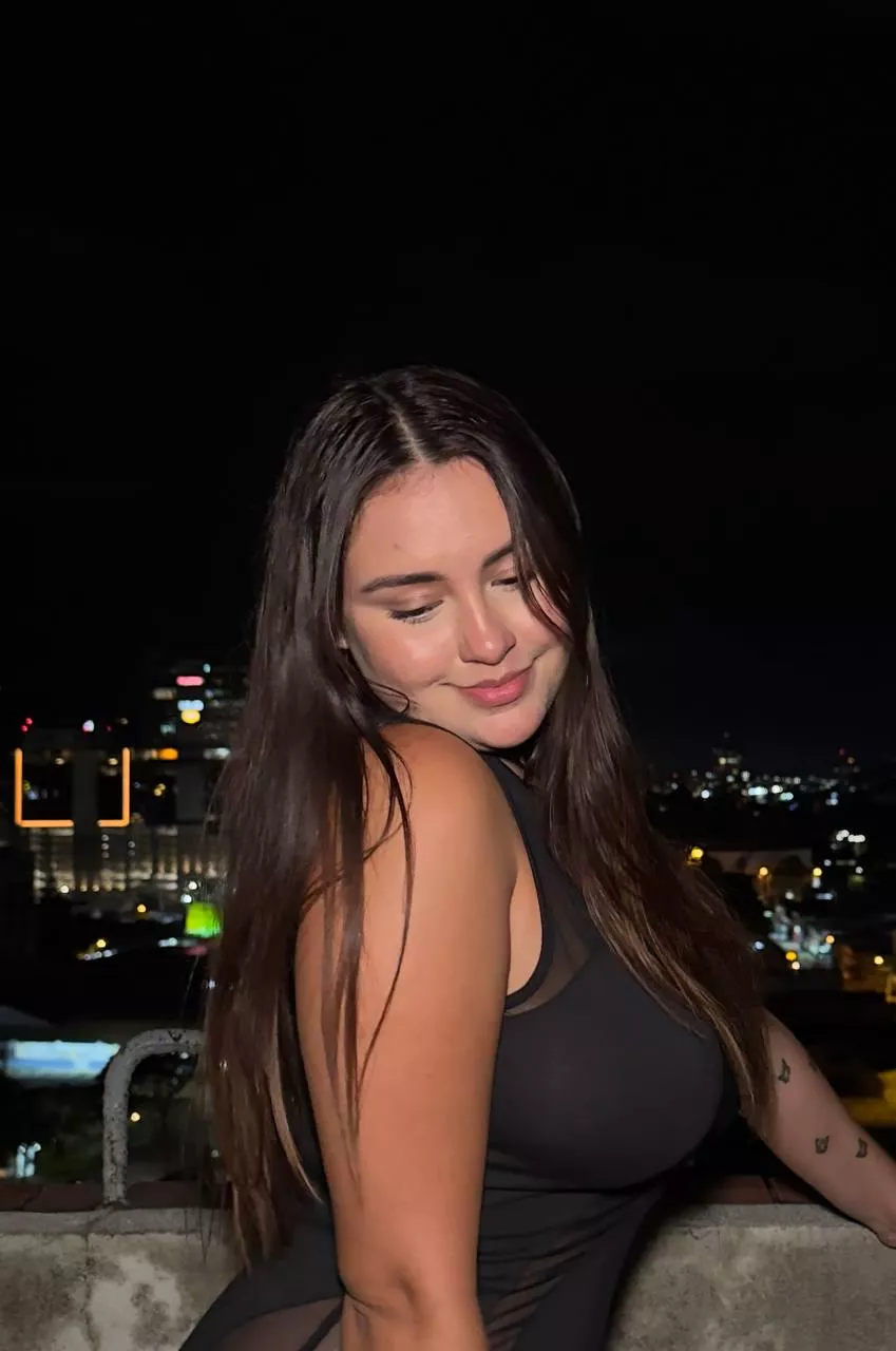 Wanna take a college girl on a date?