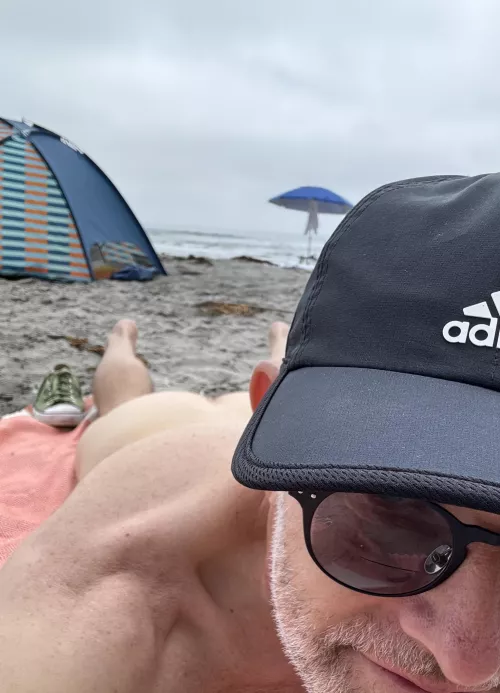 Went to the nude beach (50)