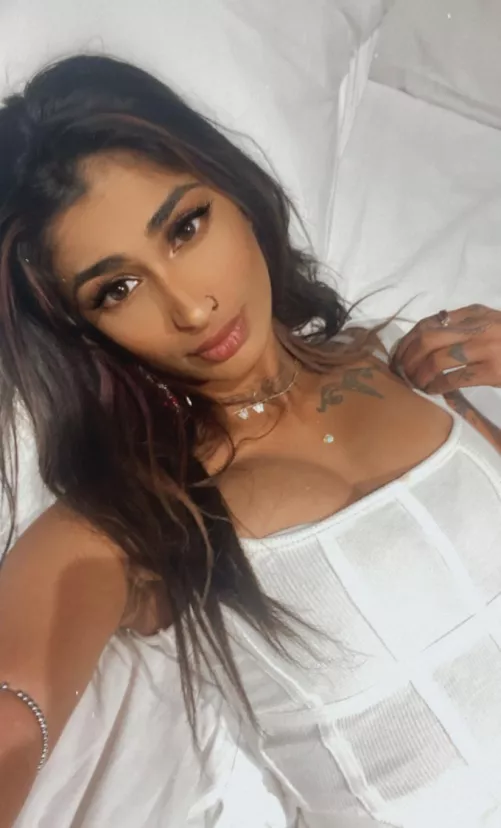 Will you accept nudes from me