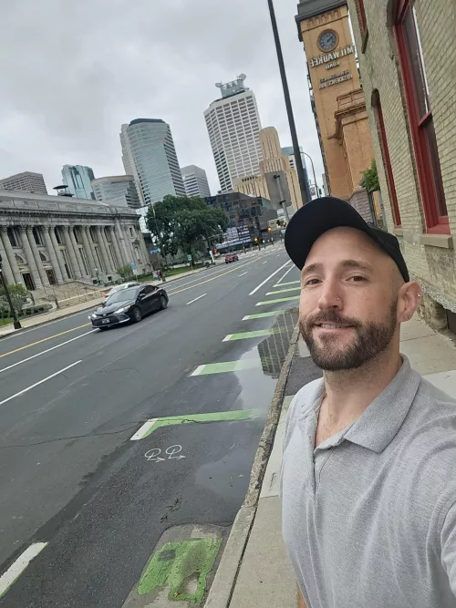 Happy Friday you beautiful human! Hope your weekend is good as amazing as you!