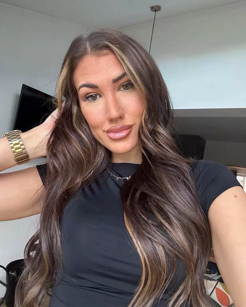 Is this considered classy look?