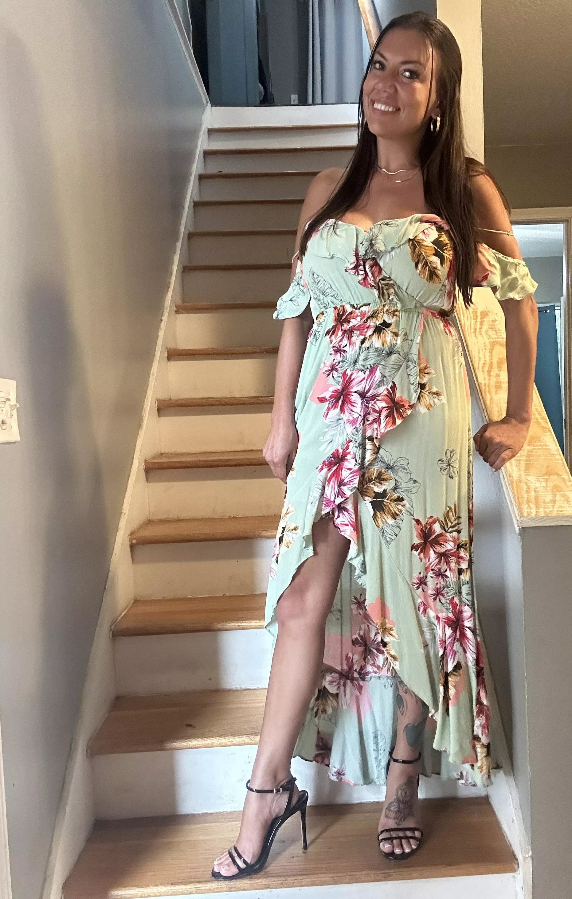 Just me wearing another sundress with my favorite high heels F38
