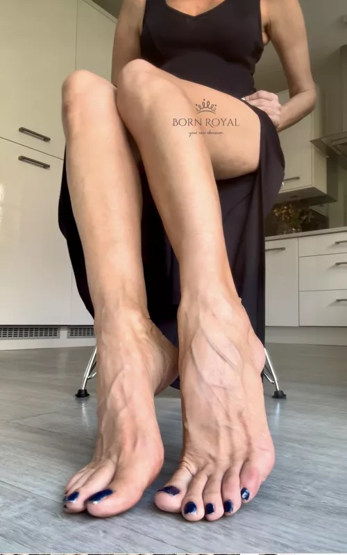 Legs and feet 