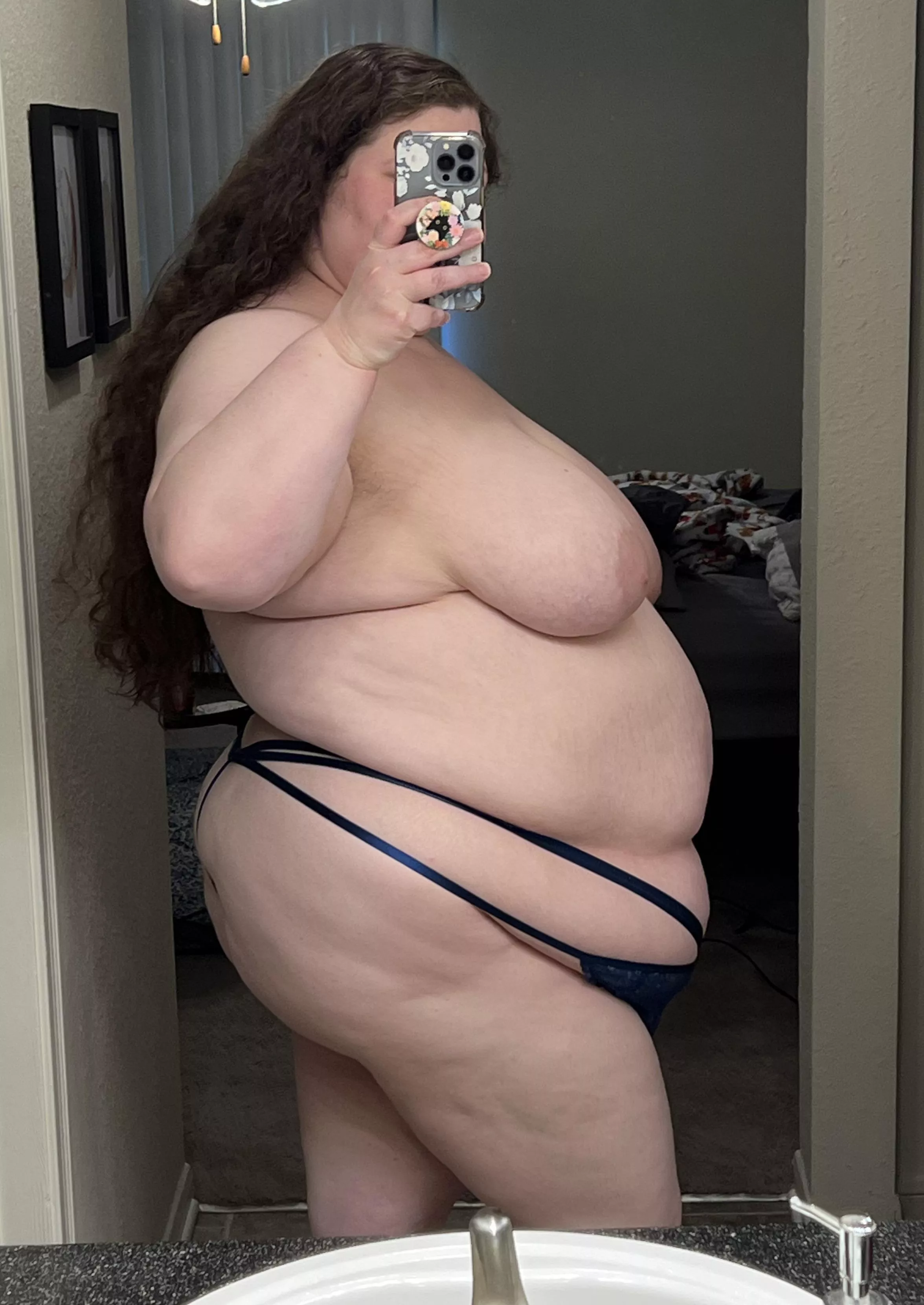 Let’s start the weekend right, get in my bed