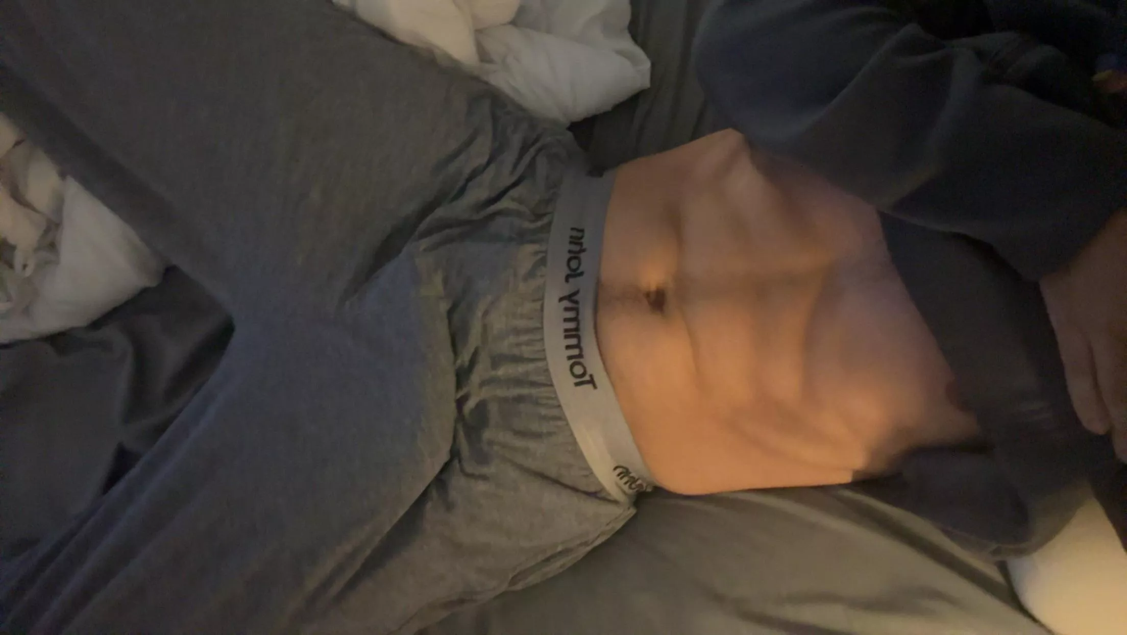 Looking for hung bulge