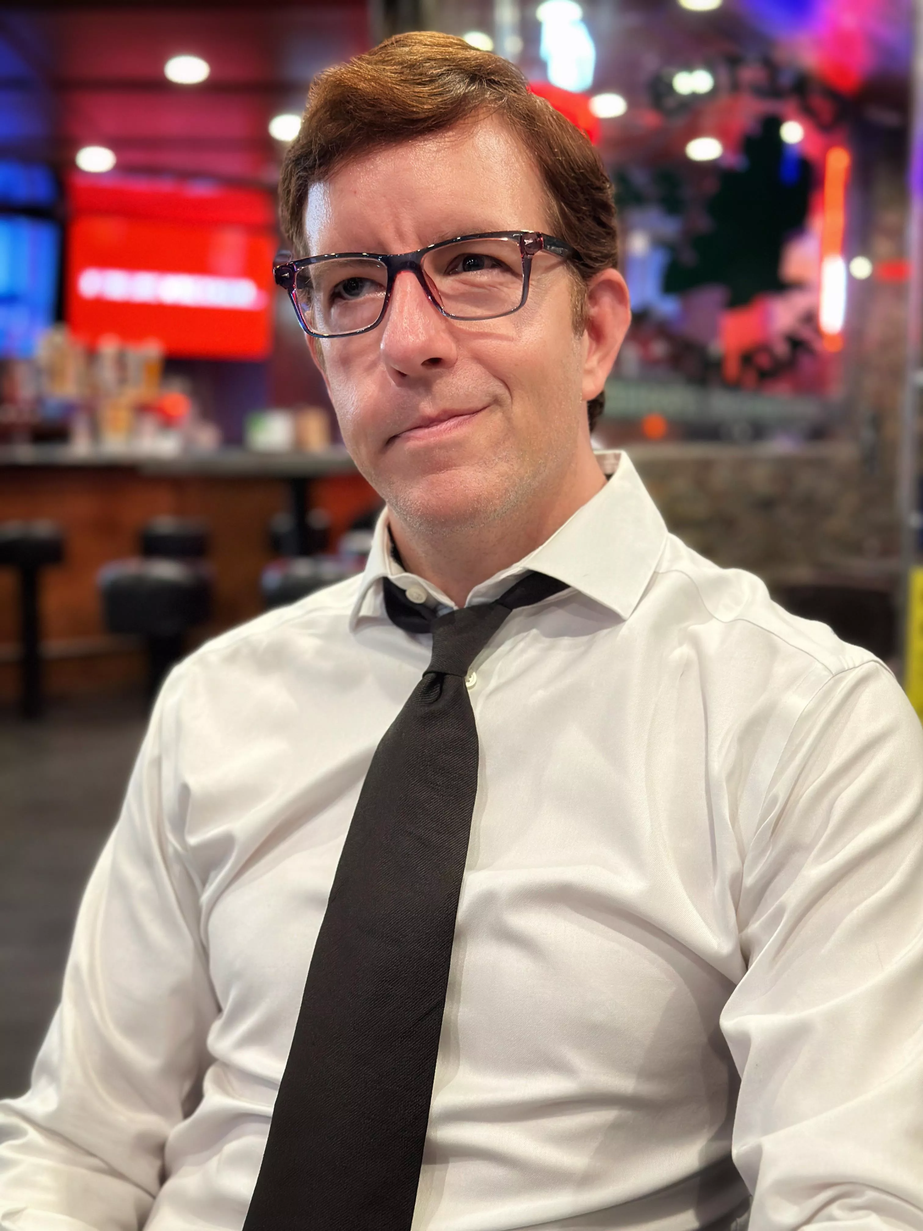 Since y'all liked the glasses pic here's another one! Friend snapped it after I taped an audition where the character description was a judge in his 50s...