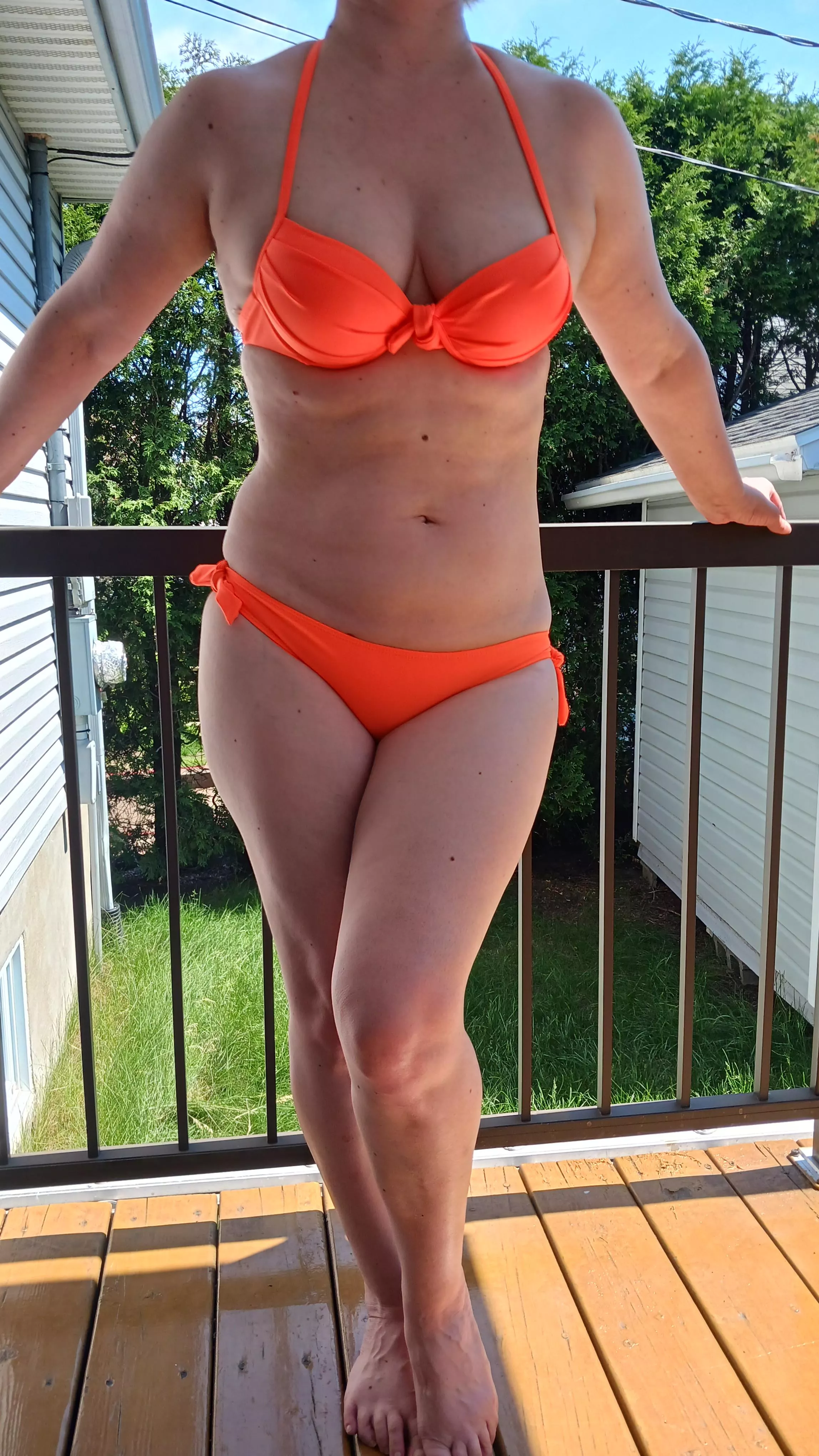 You like a milf in a bikini