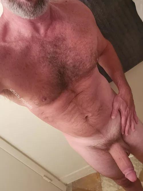 [53] Just got back from the beach, boutta hit the pool. Anyone care to join me?