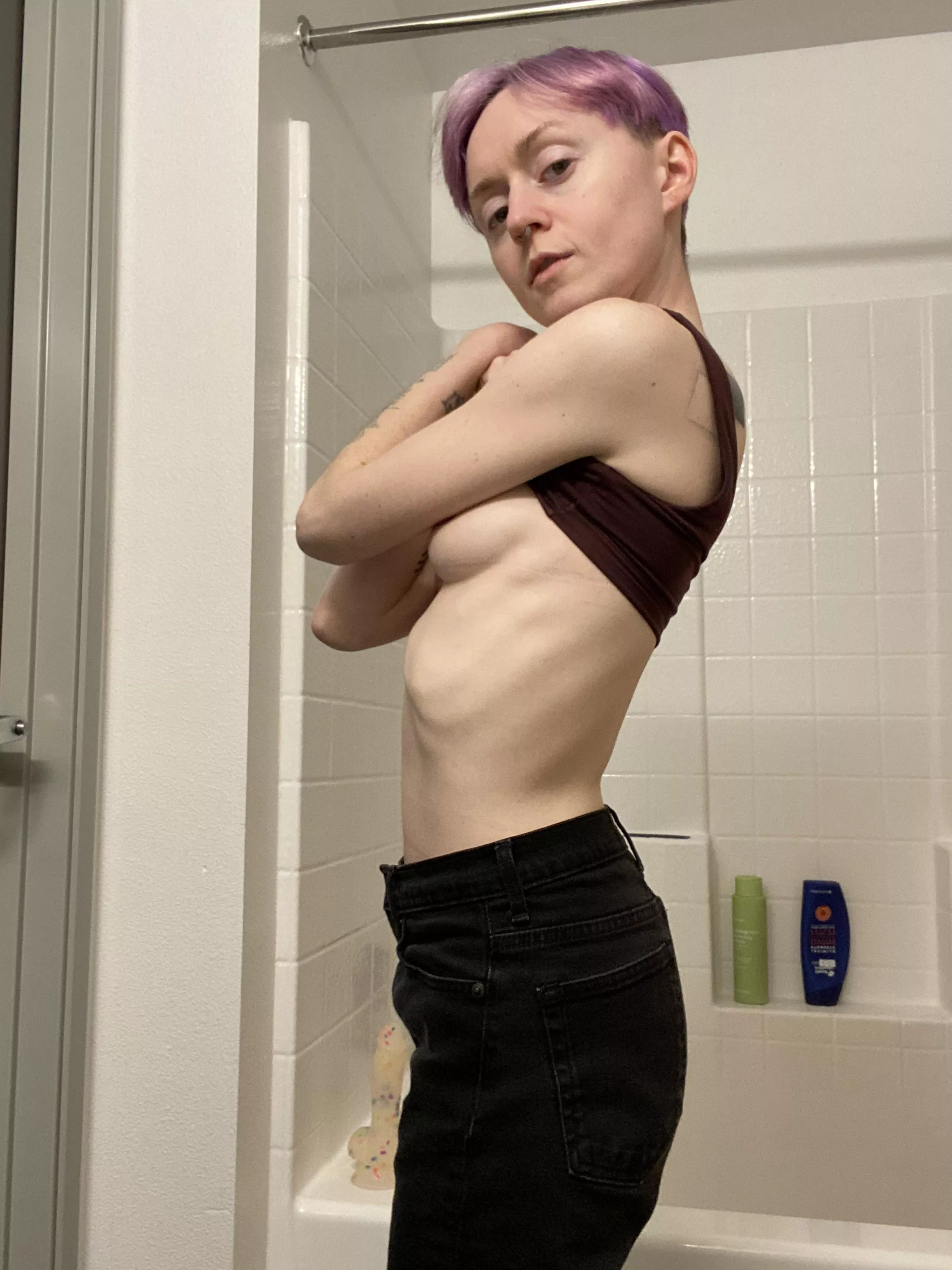 A little pre-shower rib cage action