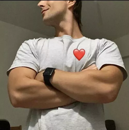 Cuddle or choke? You don’t have to choose only 1