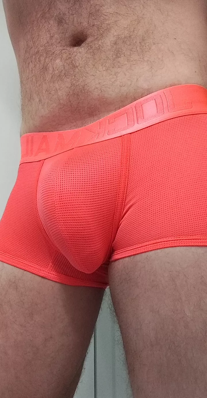 Enough outline for the locker room?