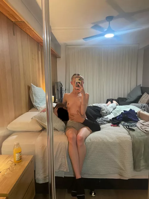 Hotel mirror memories