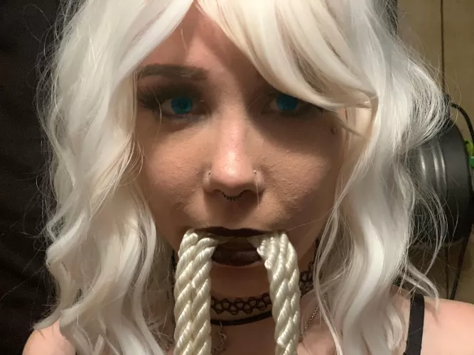 I brought rope use to use 🙏🥺 [F]