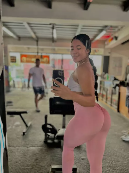 I hope you enjoy this view of my yoga pants 