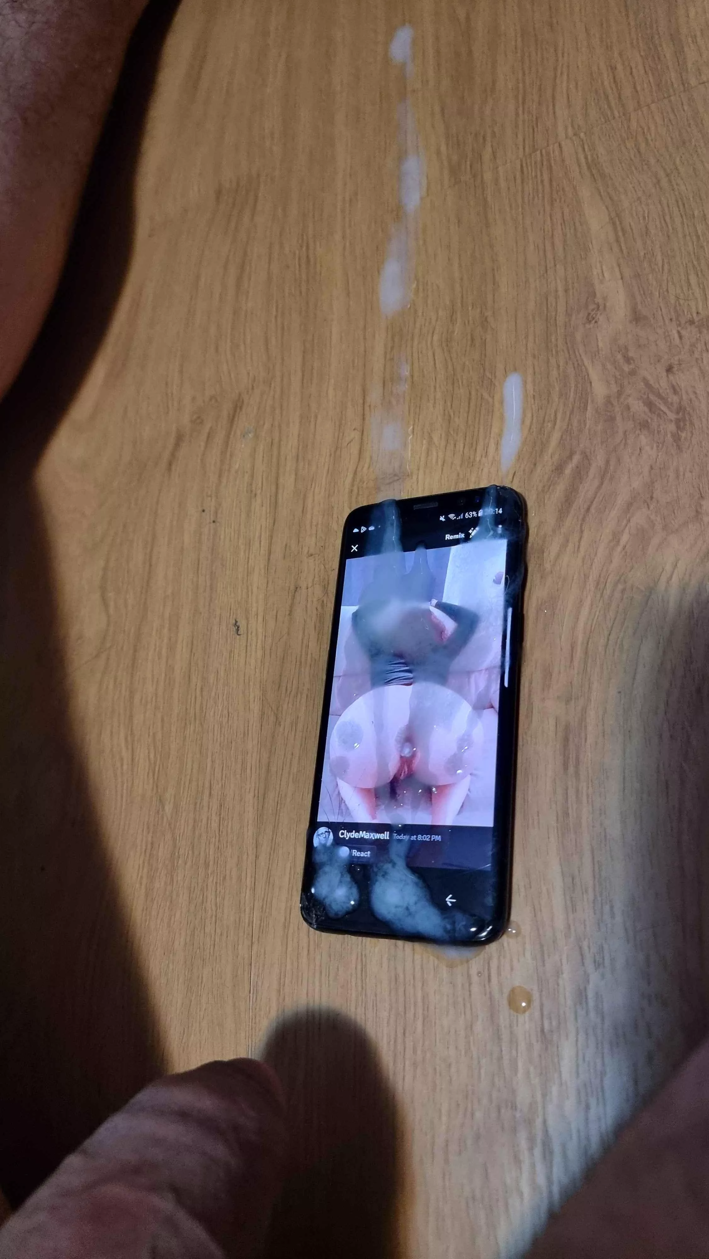 If you can't send me DMs like these, don't DM me 😈😘