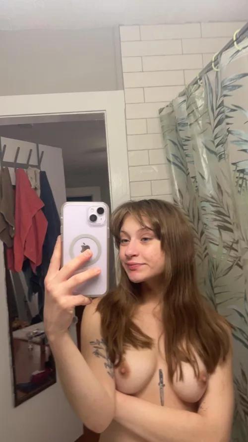 Love showing off my teen tits