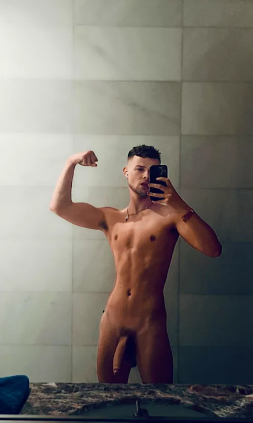 Name- Gothy Kendoll | Drag Race UK