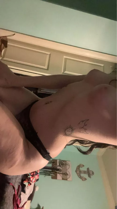 Slap the head of it down my ribs