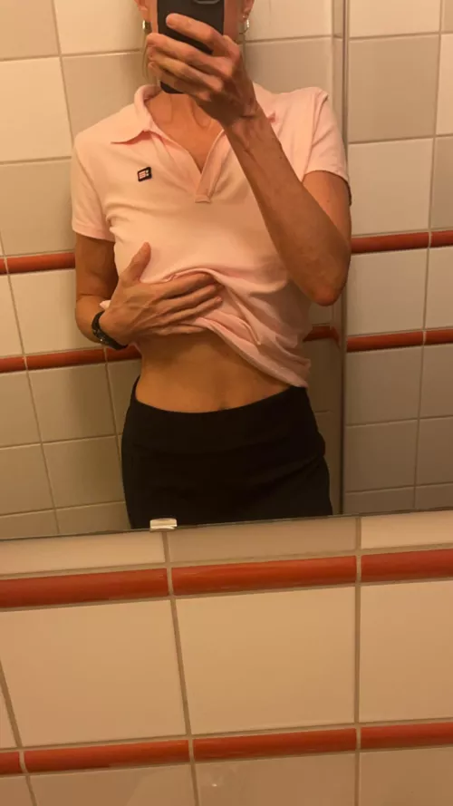 to hot for Instagram 😂