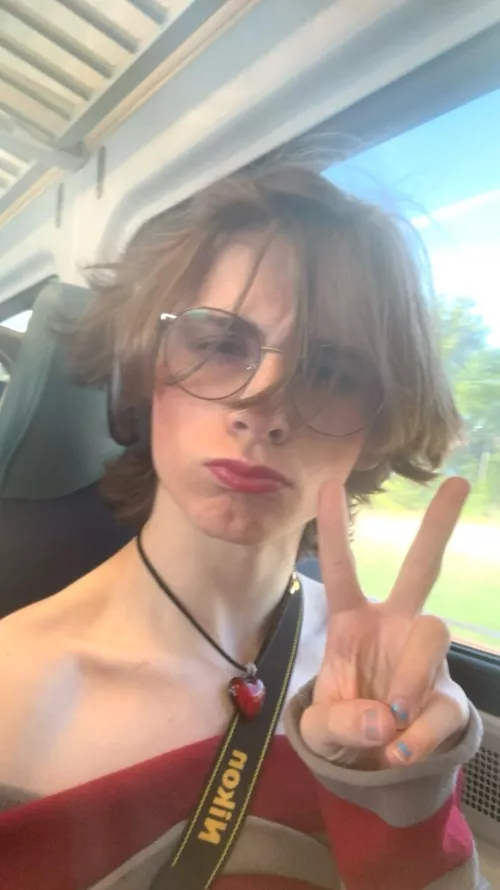 18 femboy snap: lkle25:)