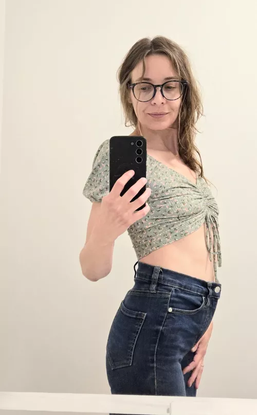 @athroughthelookingglass 