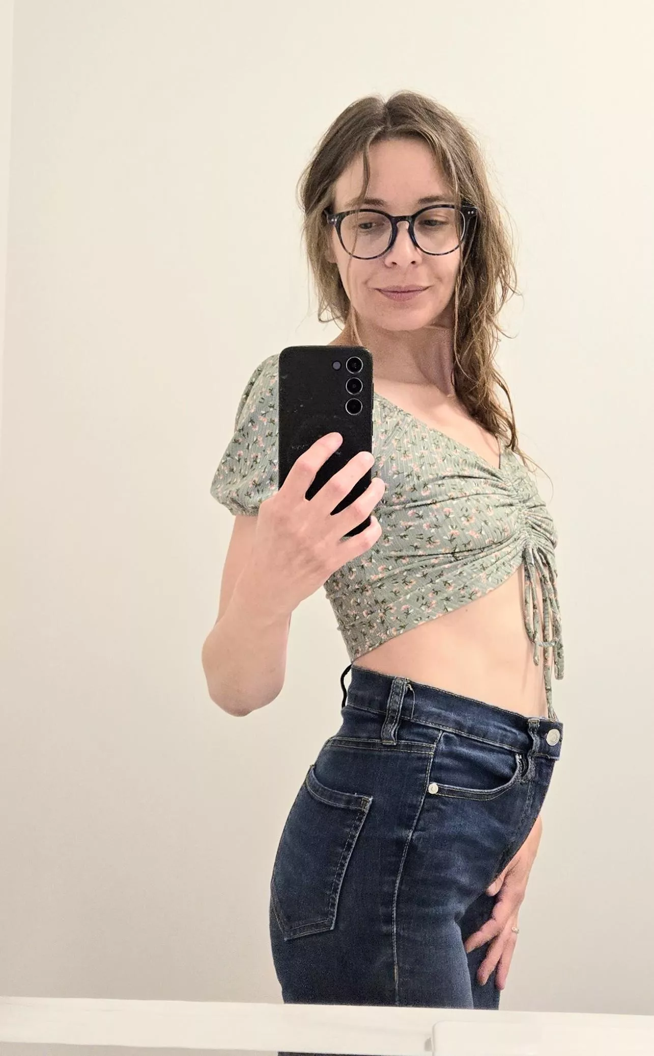 @athroughthelookingglass 