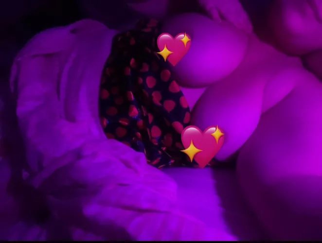 been in pain all day, can someone make me feel better? x