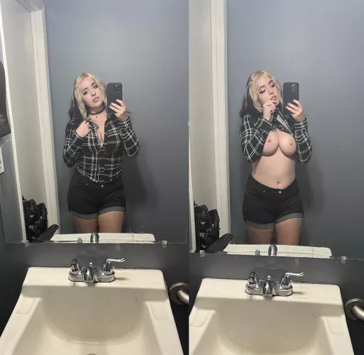 I love taking naughty pics in the bathroom