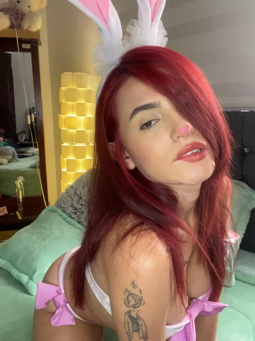 i smell a carrot and no matter the size, i want it