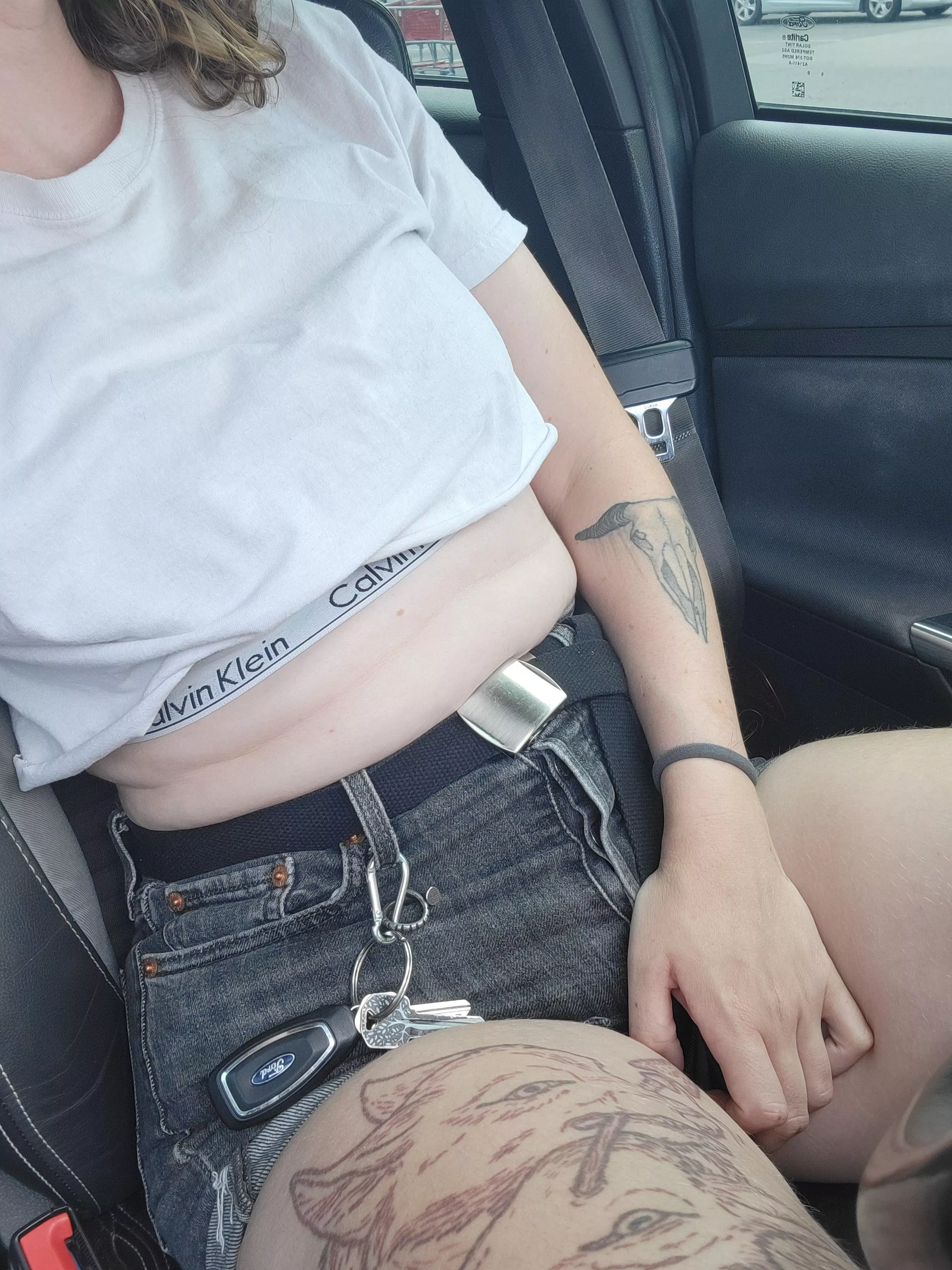 I'm so horny but too busy to do anything about it. Will you give me road head?