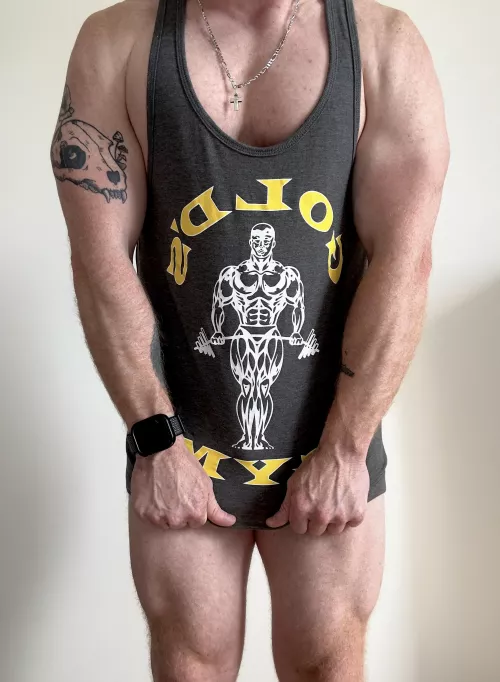 Phew it's just long enough 🙈