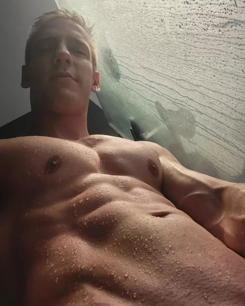 Would you stay on your knees for me 😏..?