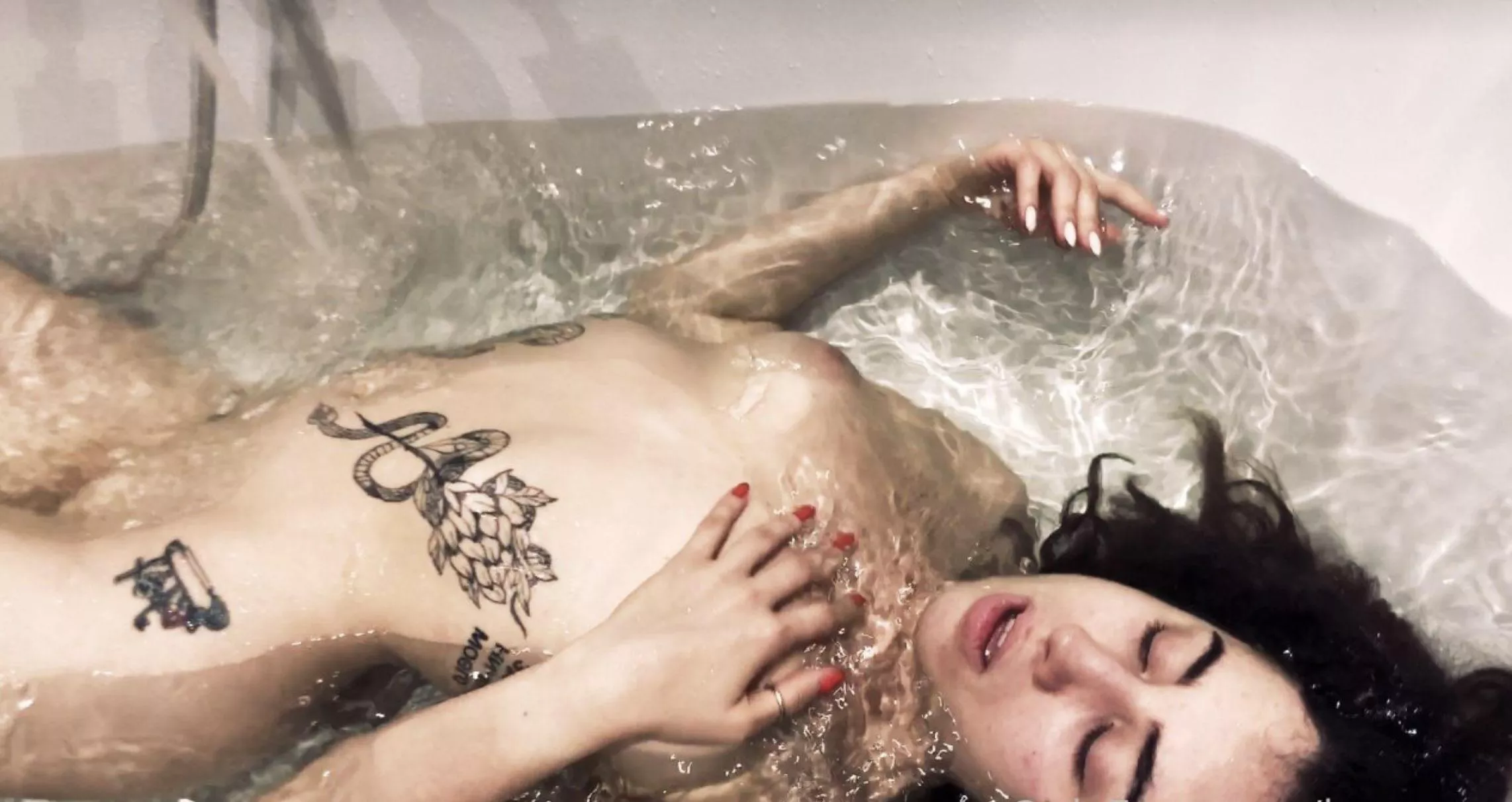 you suddenly felt hot before bath time...again