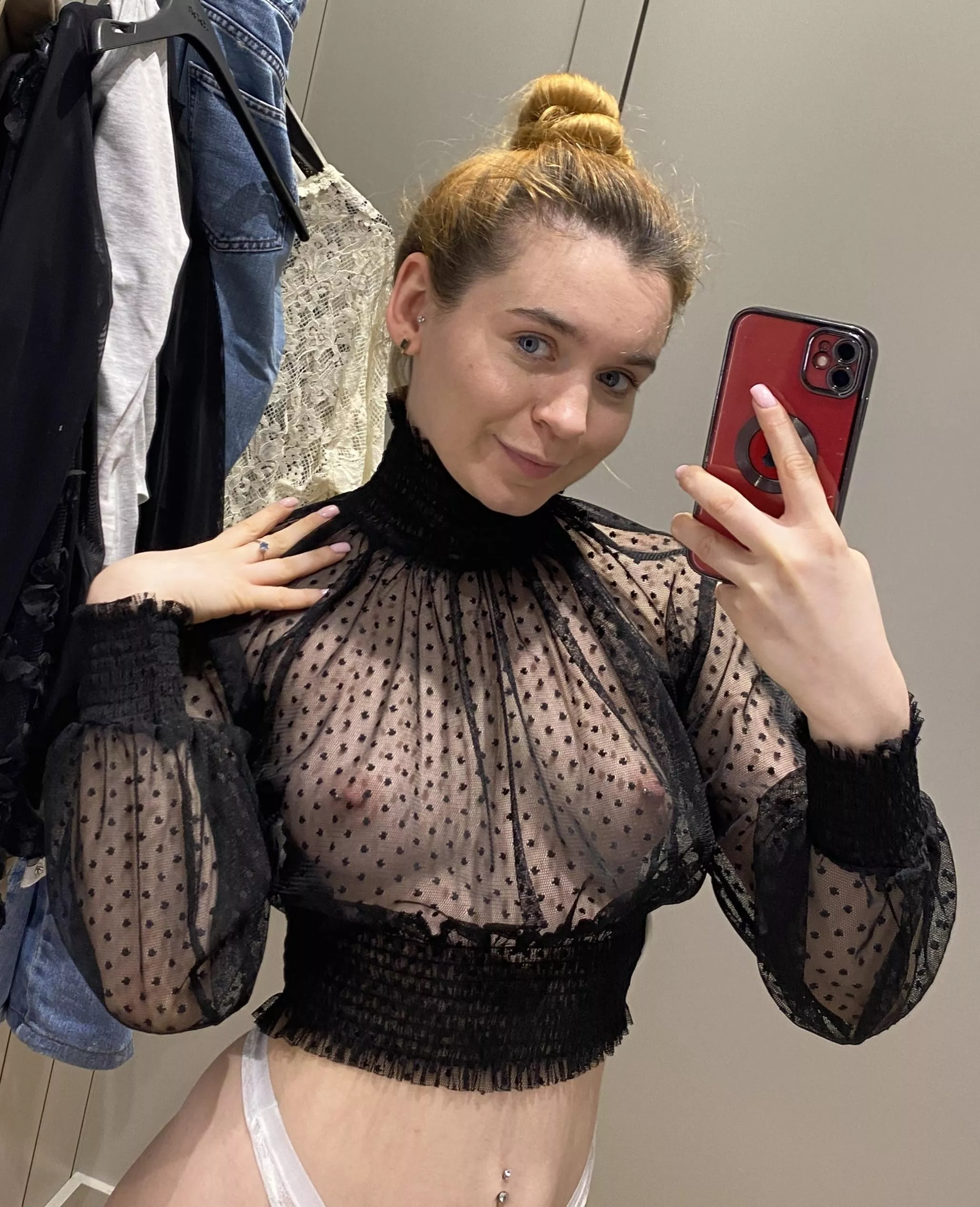 A small selfie straight from the fitting room