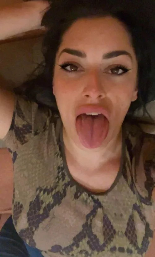 👻antoanes👻 DM with text MENU [SELLER]