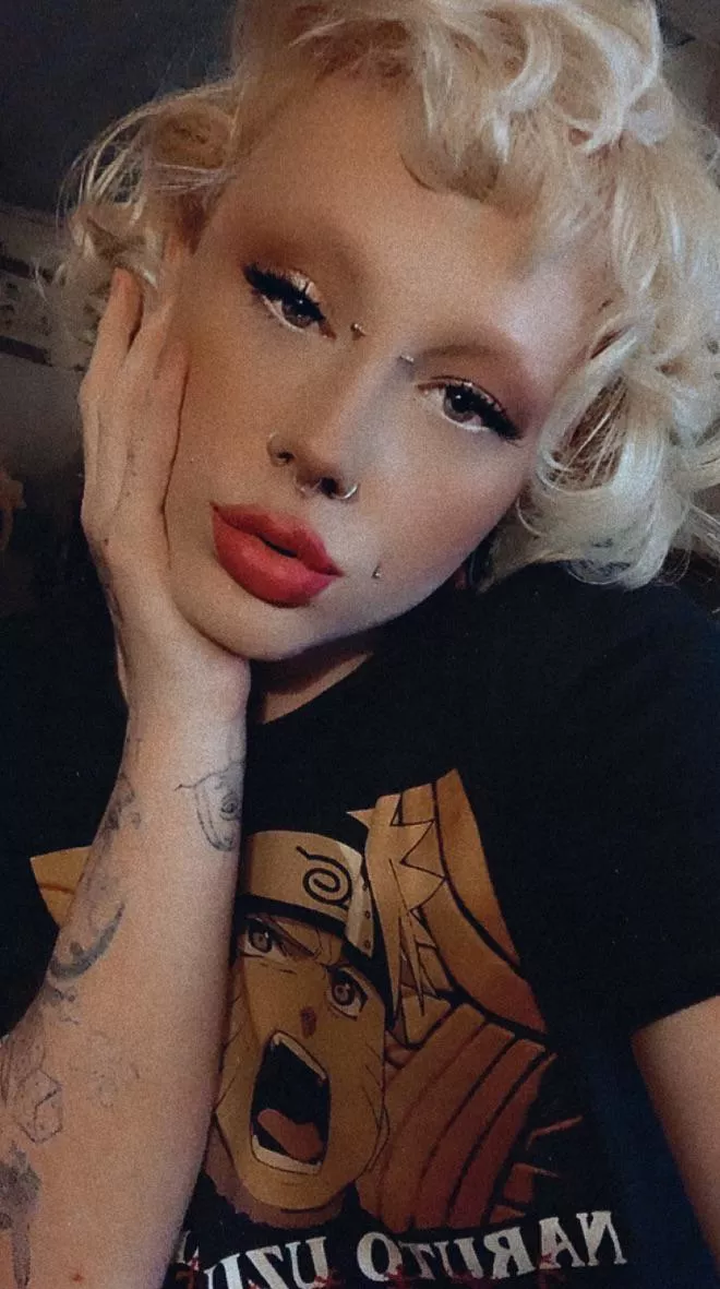 Check my most recent post for a menu update 💋👻Tyler.Luftman👻