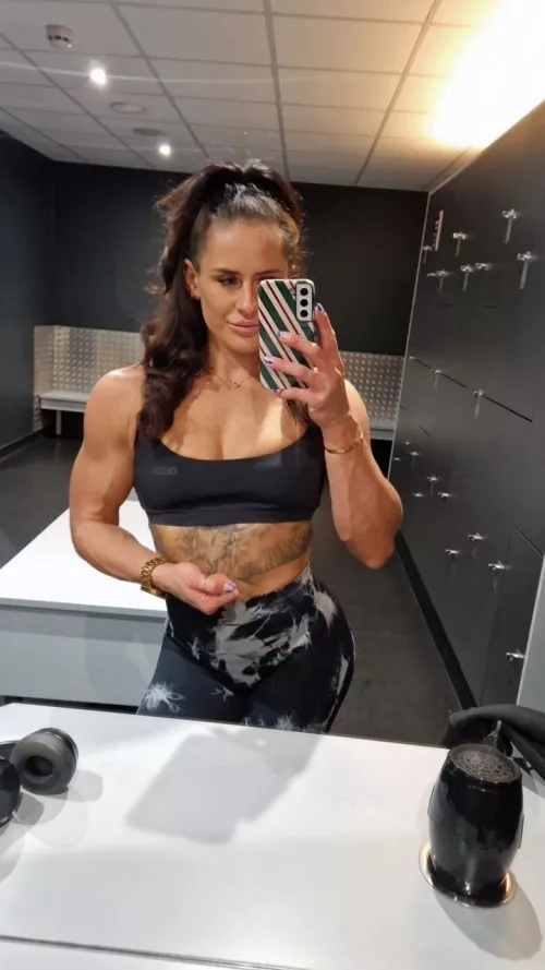 hope you can be in love with my body lines