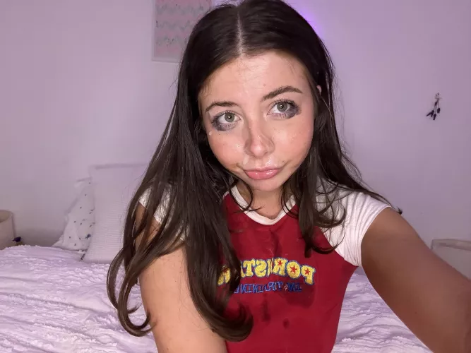 I feel pretty with a face full of cum 