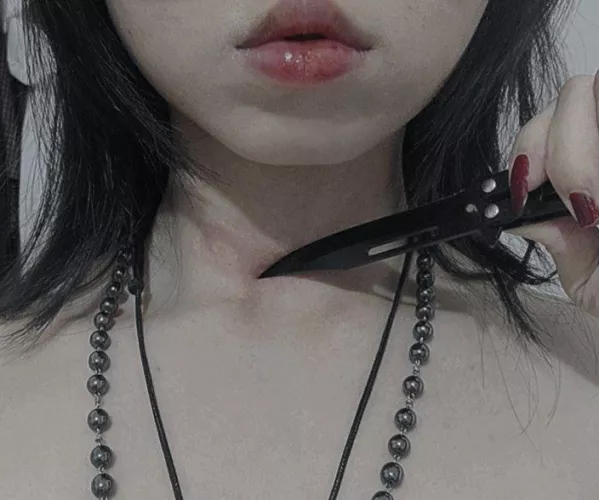 I'm ready to be your goth slut