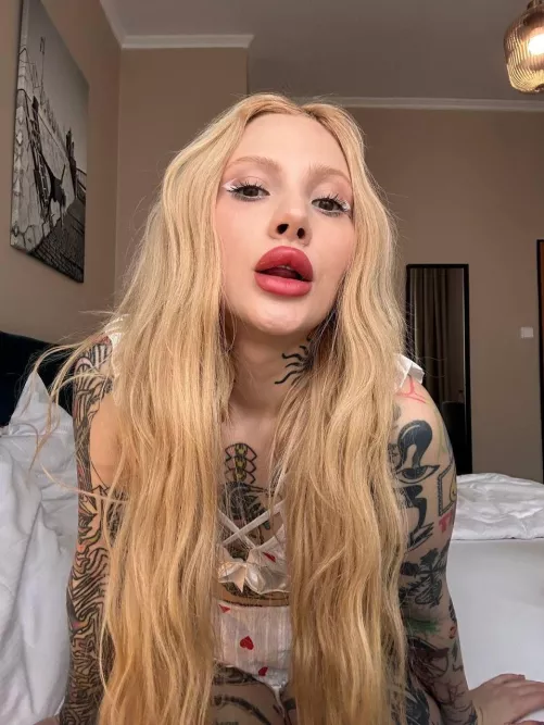 just hoping i’ll make some dicks hard..