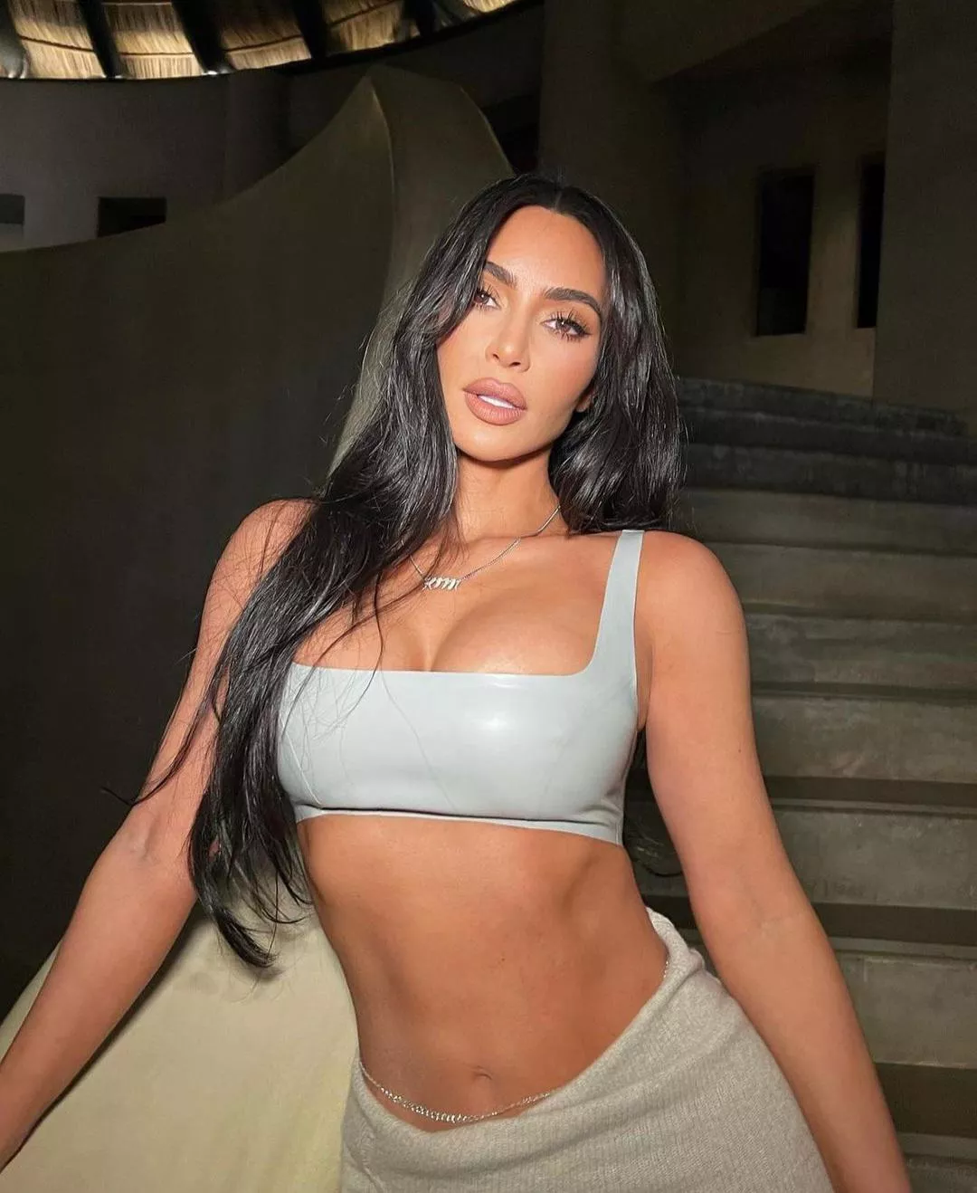 Kim Kardashian 🥵