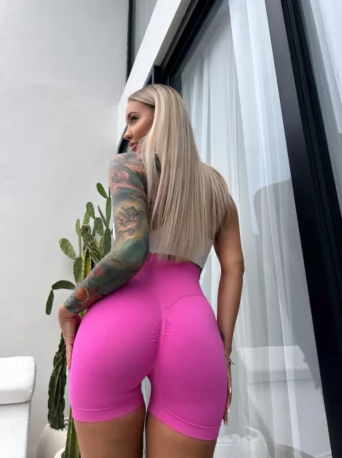 my pretty pink ass