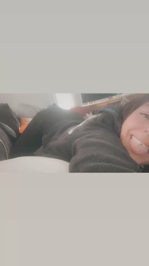 Stop your scrolling and stroke for a while.