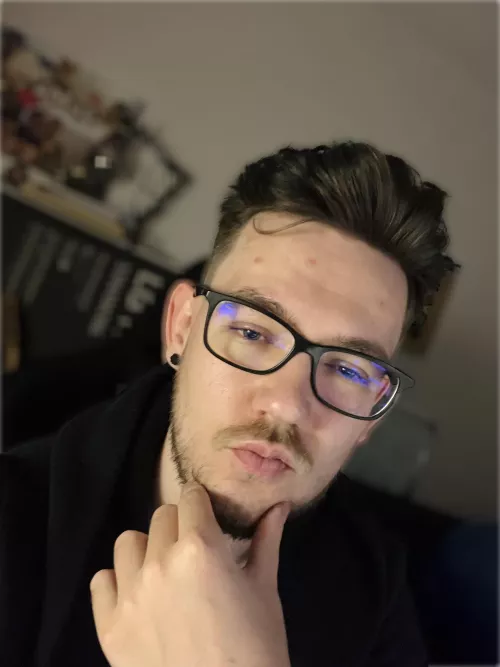 This guy just hit 30 and wonders if he still got it 🤔