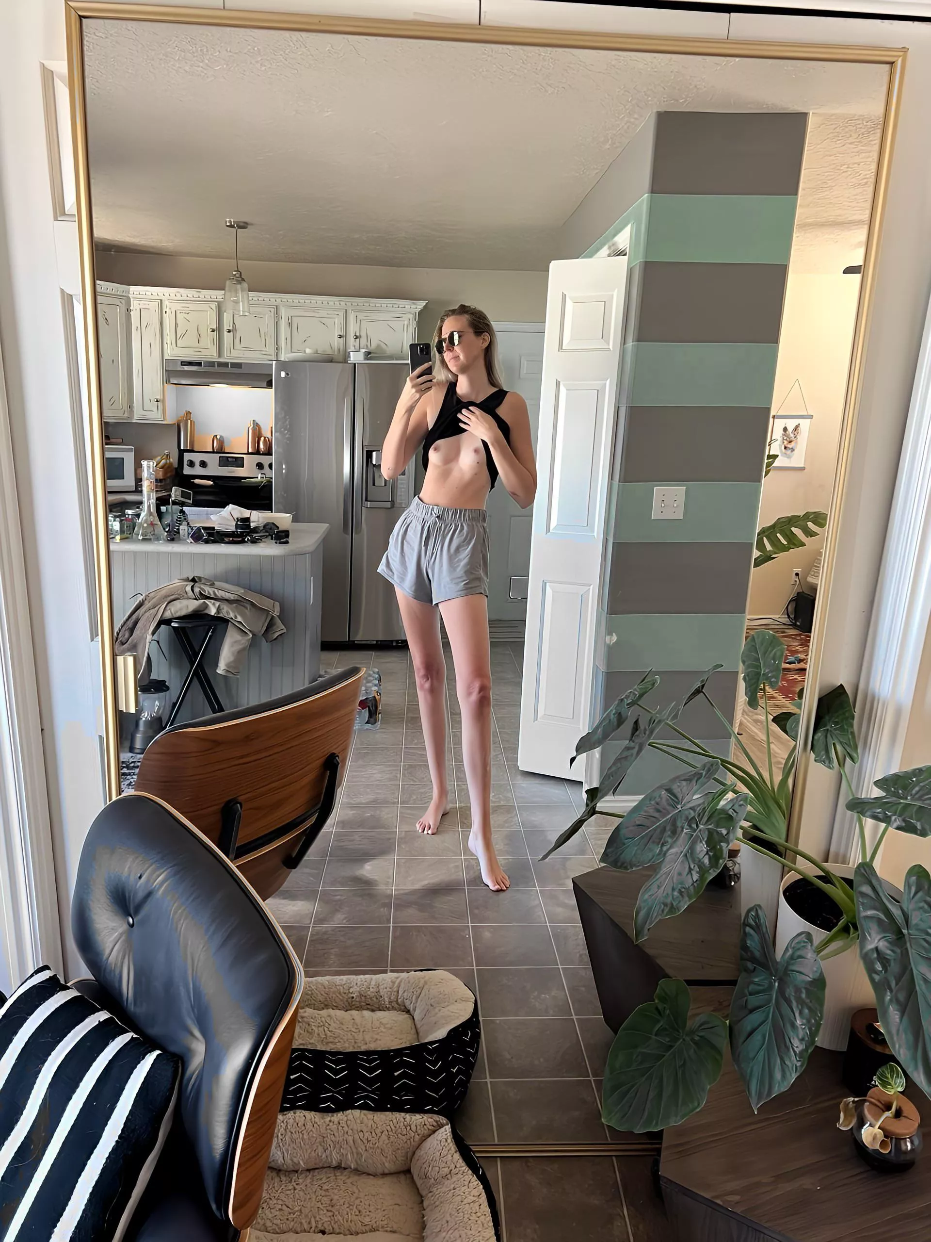 This mirror is actually big enough to capture all 6’1 o[f] me