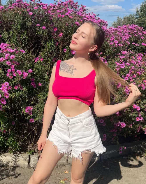 What beautiful flowers, aren't they?